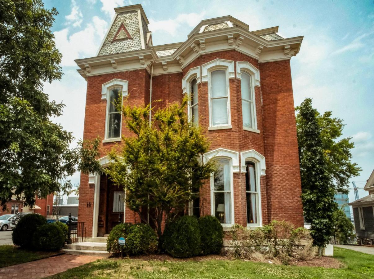 Villa Henrie House I Luxury 4Br Downtown Historic Gem With Library & Patio Nashville Exterior foto